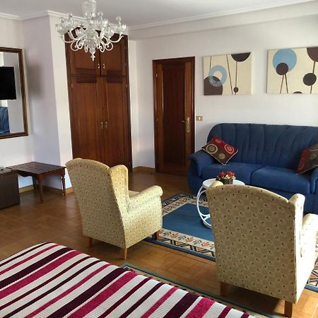 Hostal Juan Rosal ภายนอก รูปภาพ