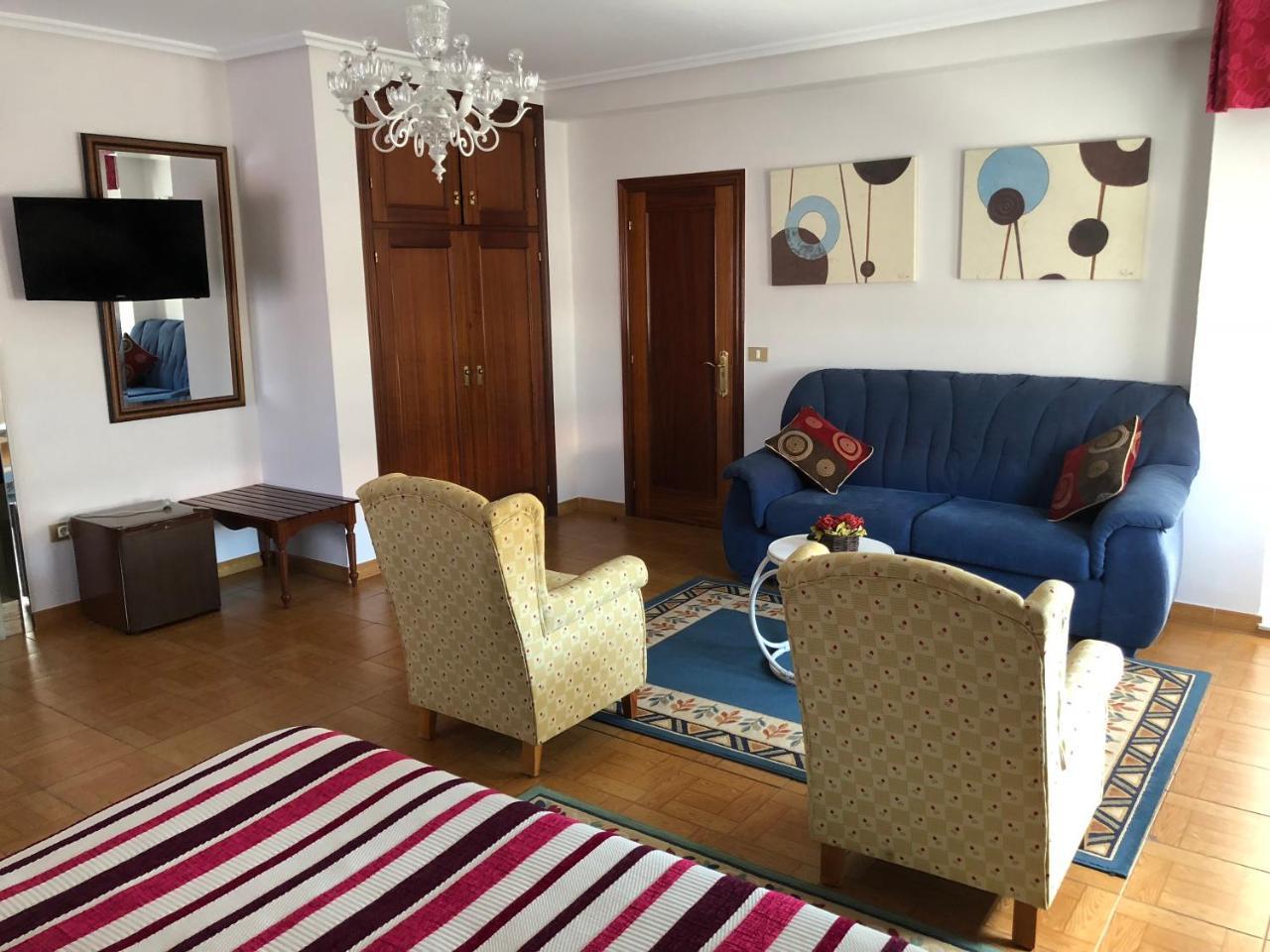 Hostal Juan Rosal ภายนอก รูปภาพ