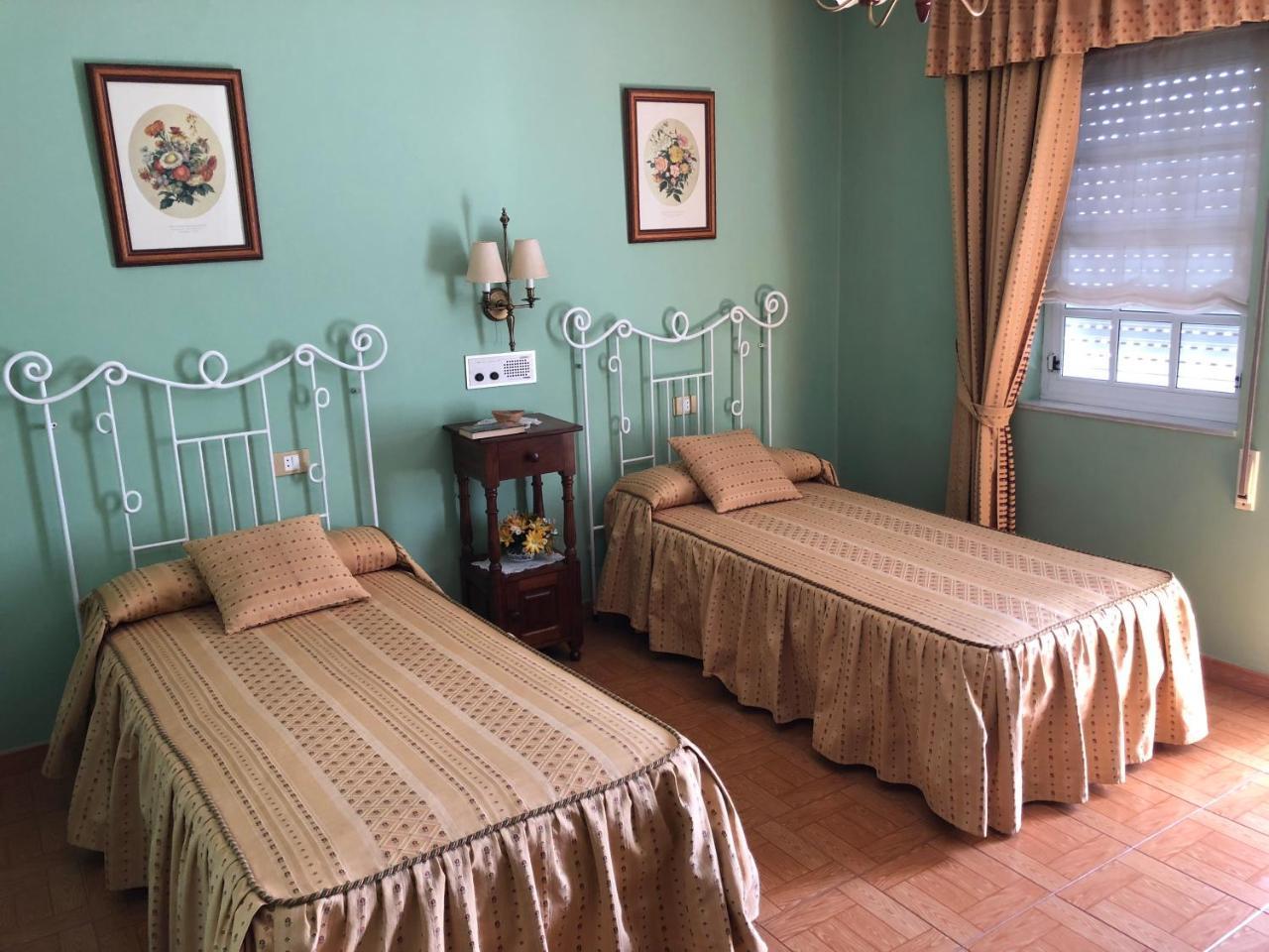 Hostal Juan Rosal ภายนอก รูปภาพ